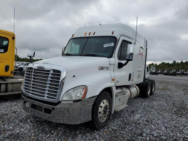 2013 FREIGHTLINER CASCADIA #3304666910
