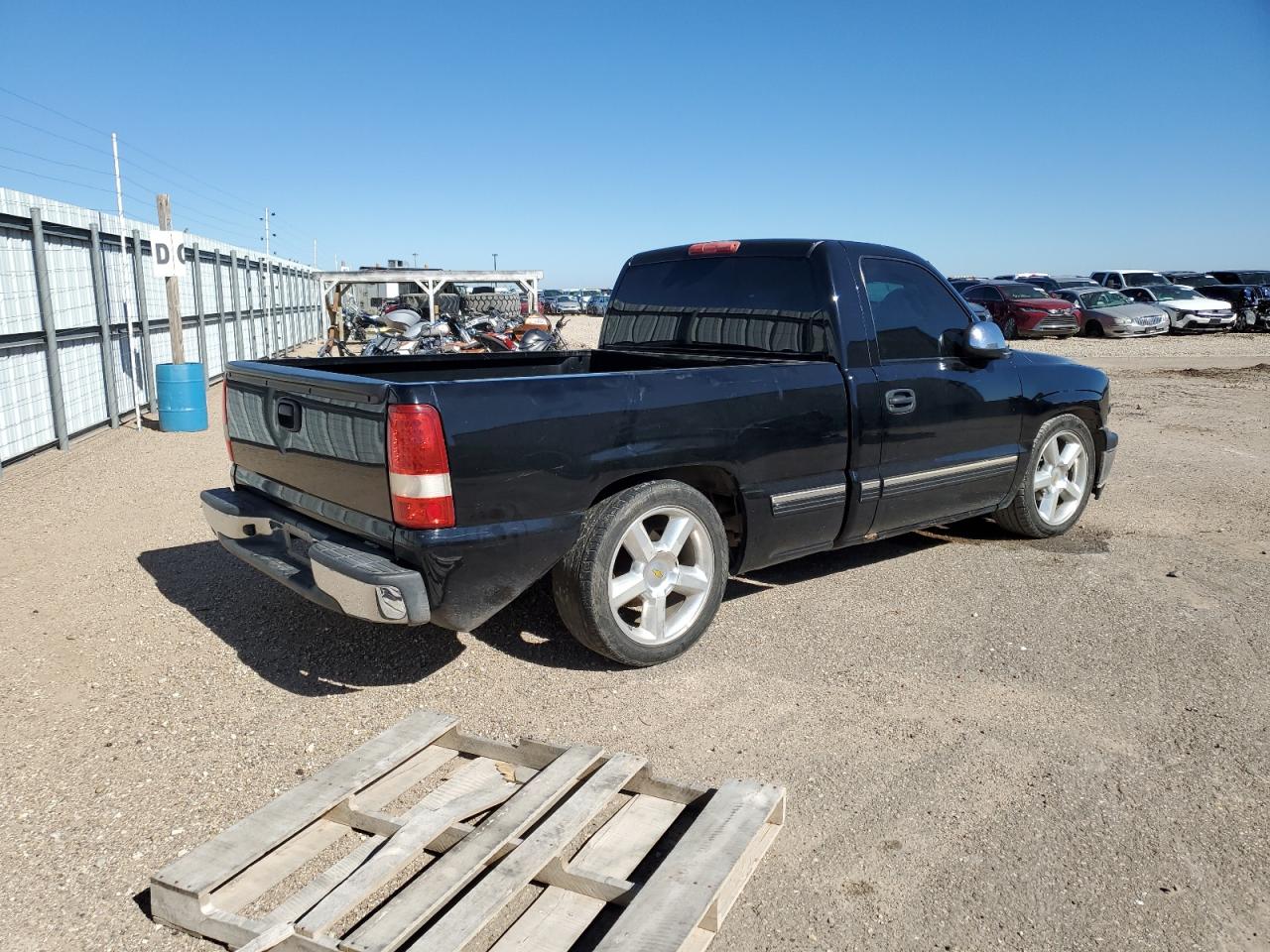 Lot #3308271215 2000 CHEVROLET SILVERADO