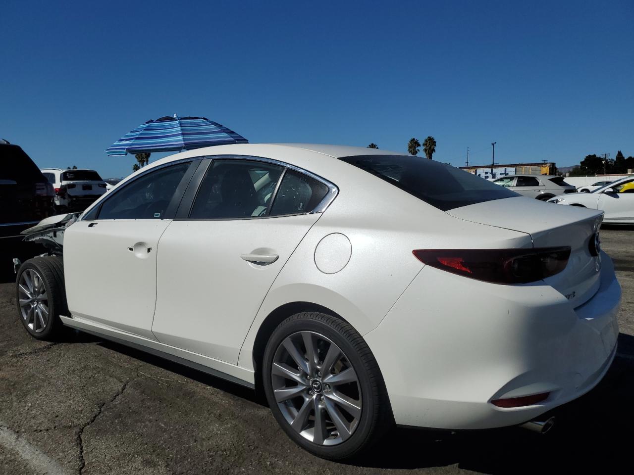 MAZDA 3 PREFERRED