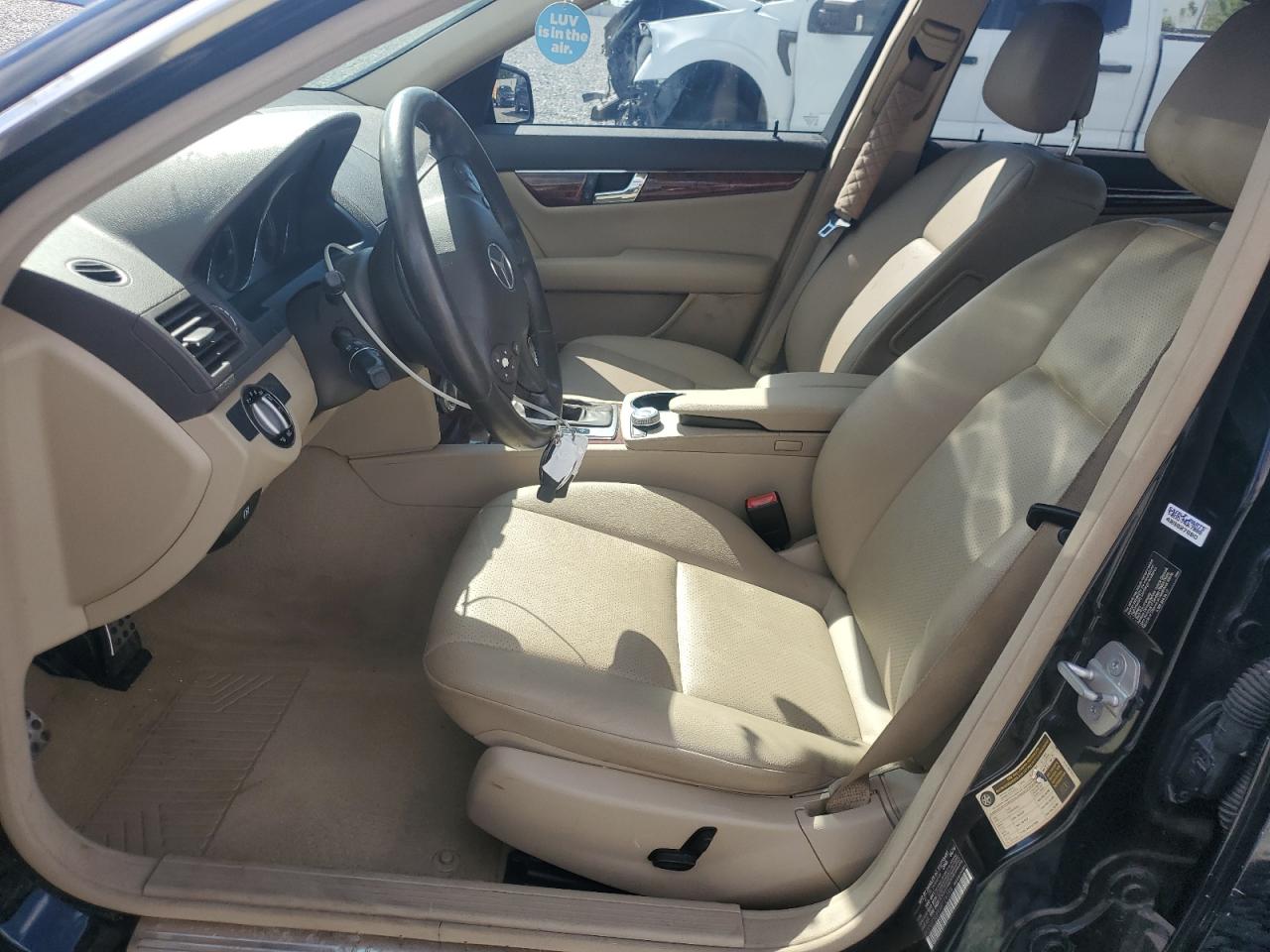 MERCEDES-BENZ C-CLASS 300