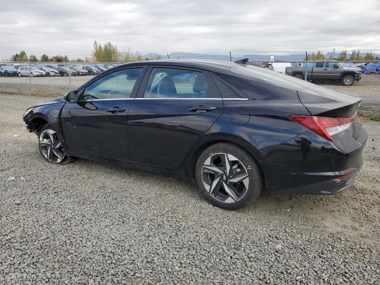 HYUNDAI ELANTRA LIMITED