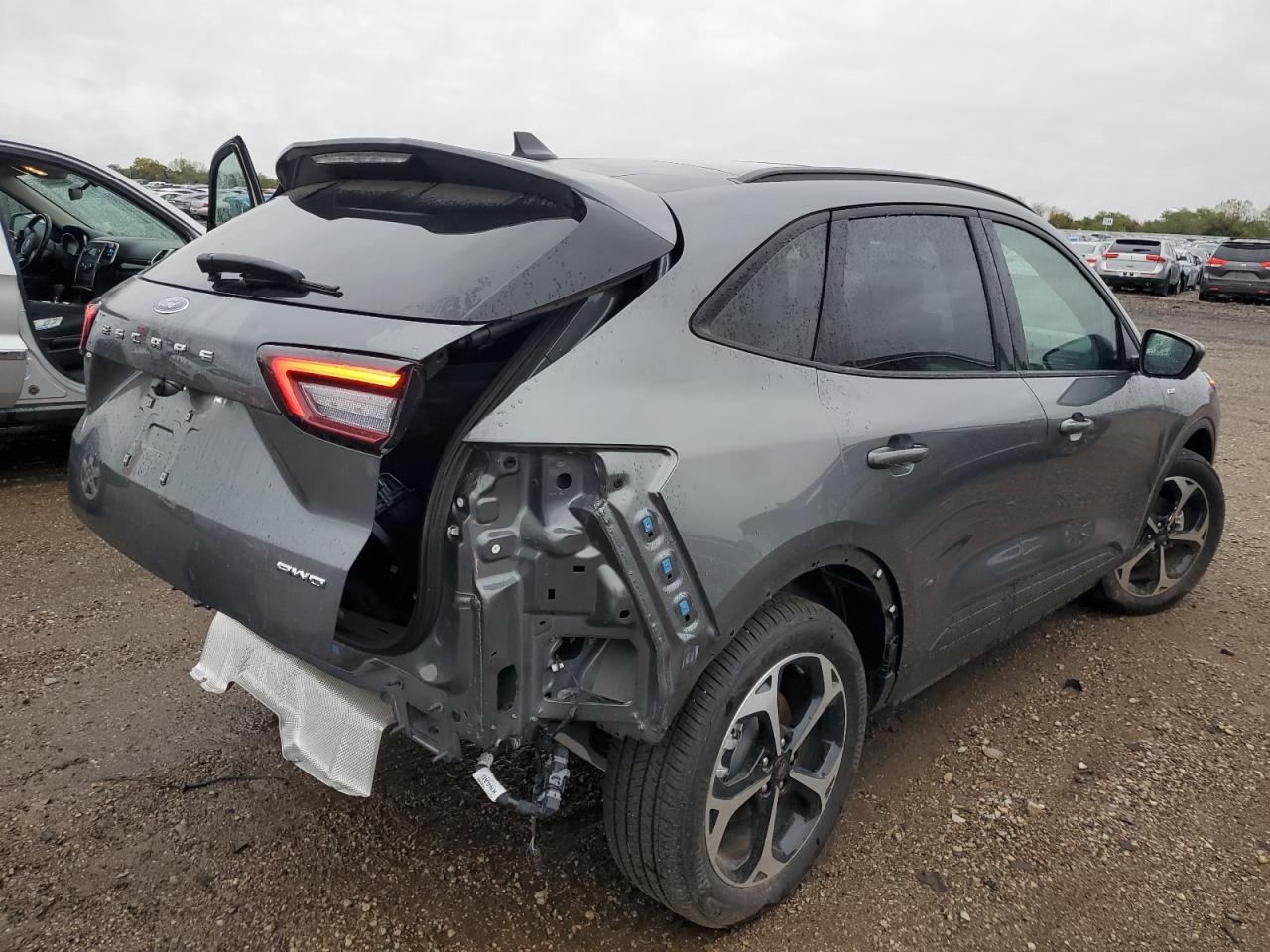 FORD ESCAPE ST LINE SELECT