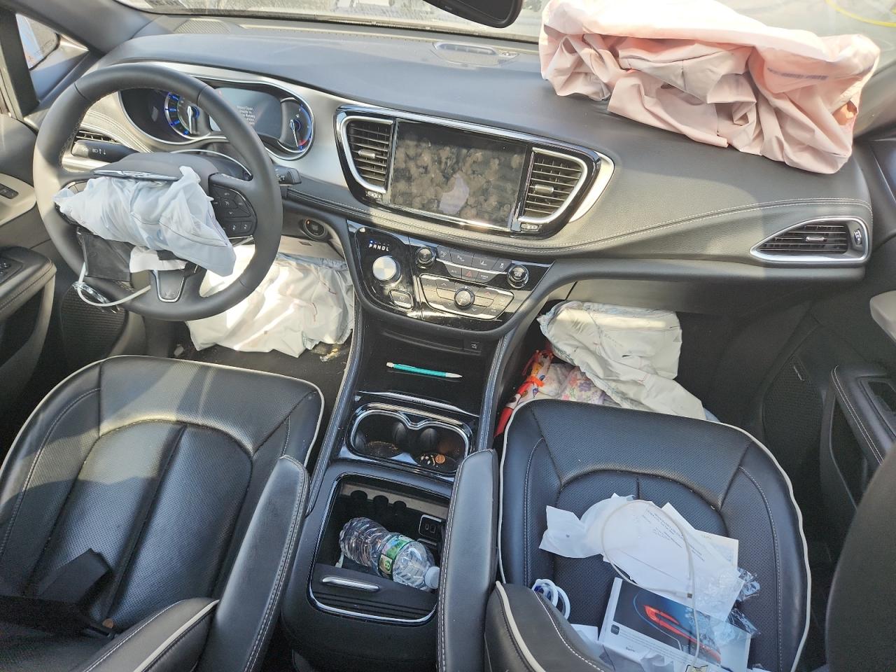 CHRYSLER PACIFICA HYBRID LIMITED