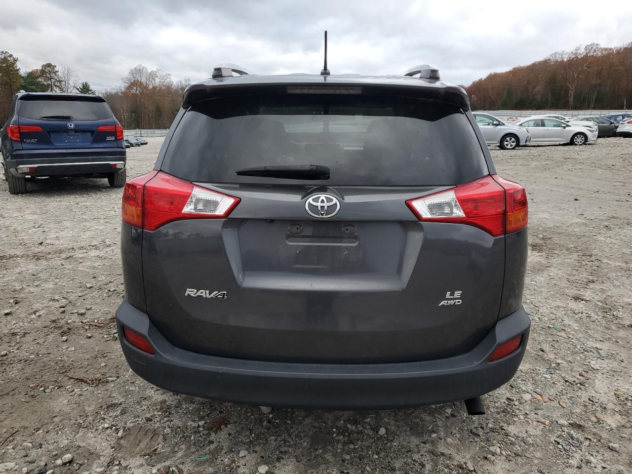TOYOTA RAV4 LE