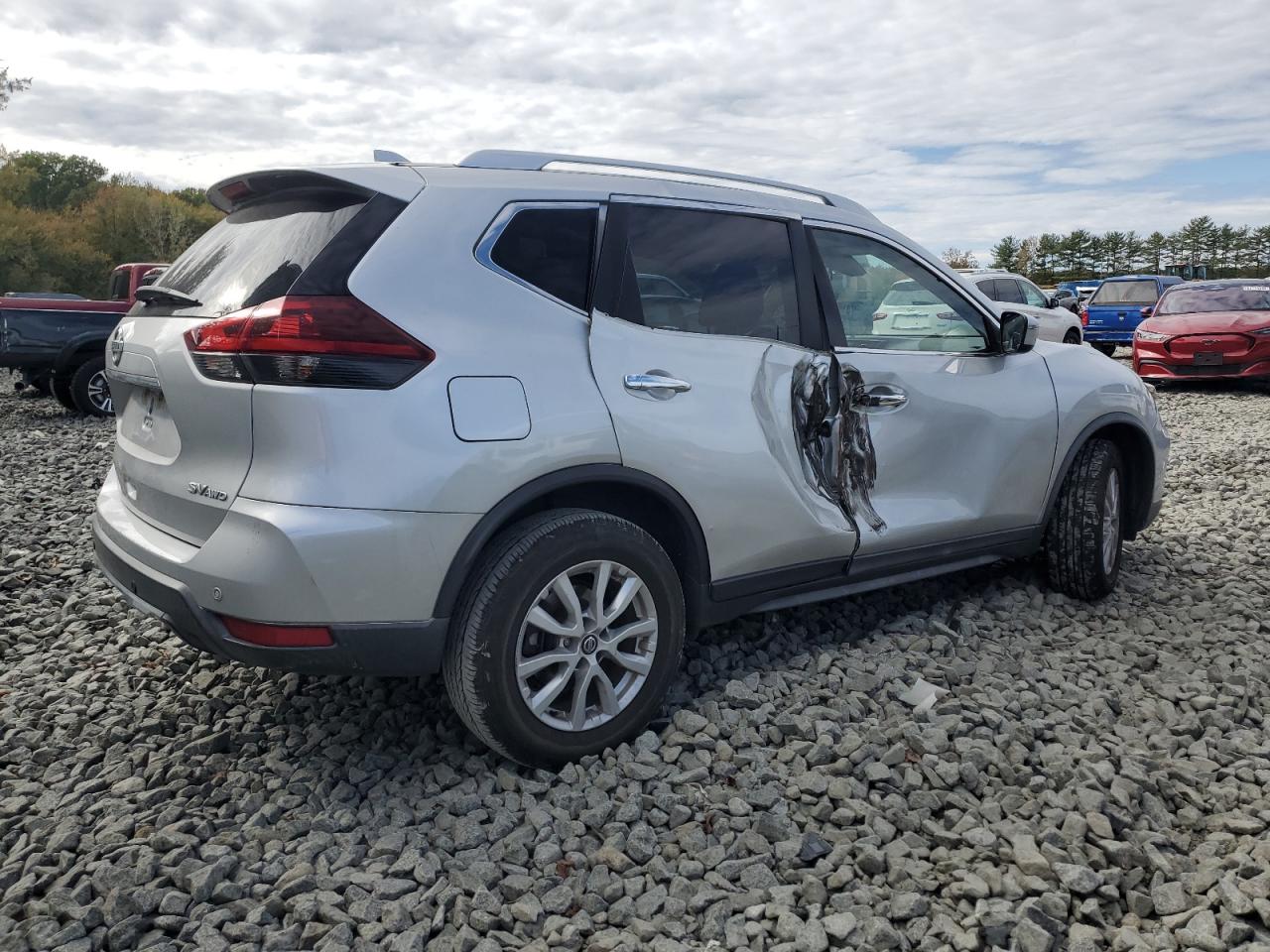 NISSAN ROGUE S