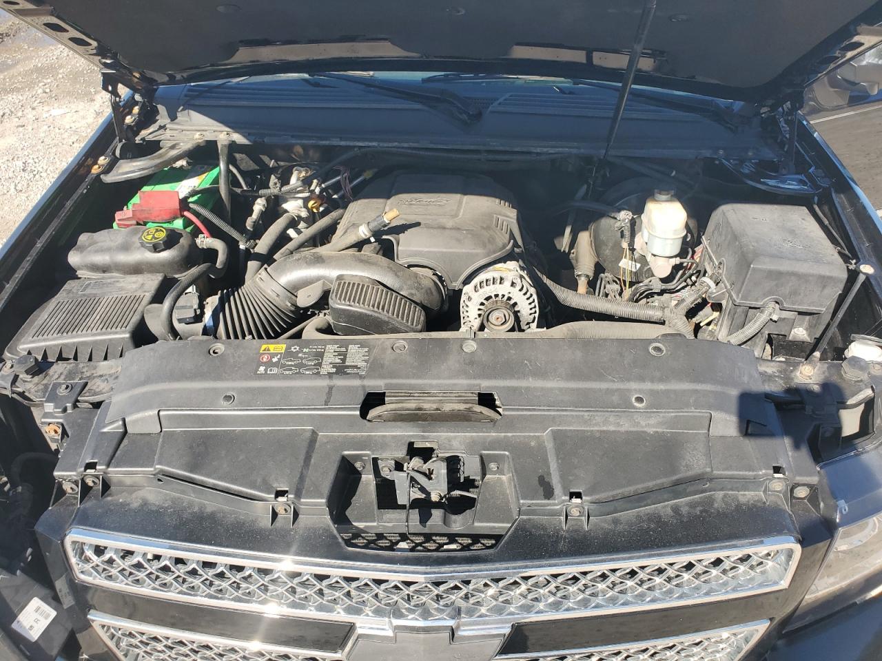 CHEVROLET TAHOE C1500 LTZ