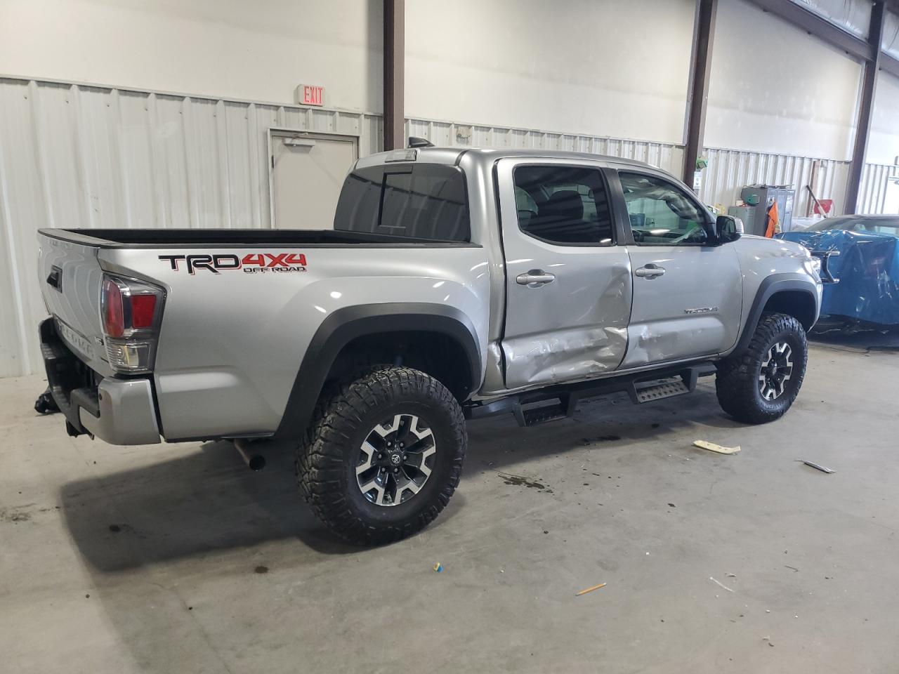 TOYOTA TACOMA DOUBLE CAB