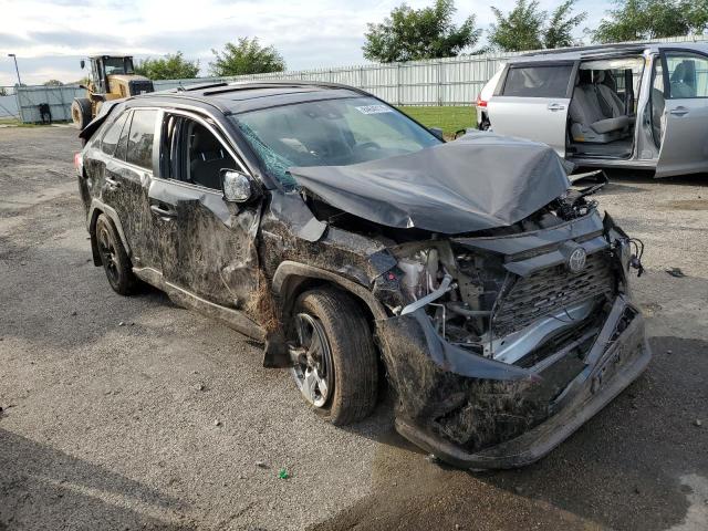 2019 TOYOTA RAV4 XLE - 2T3RWRFV3KW031433