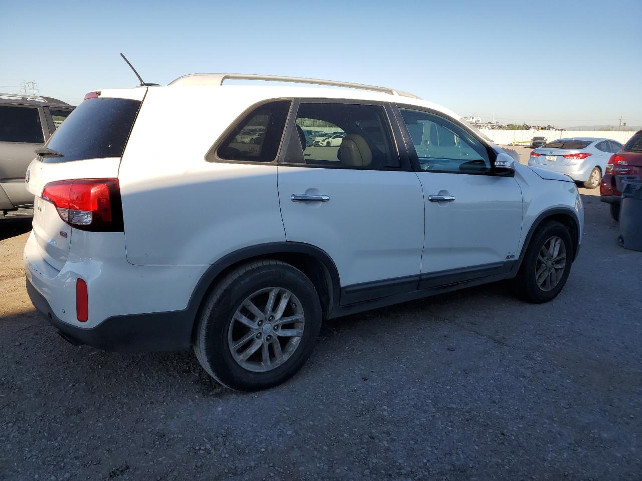 KIA SORENTO LX