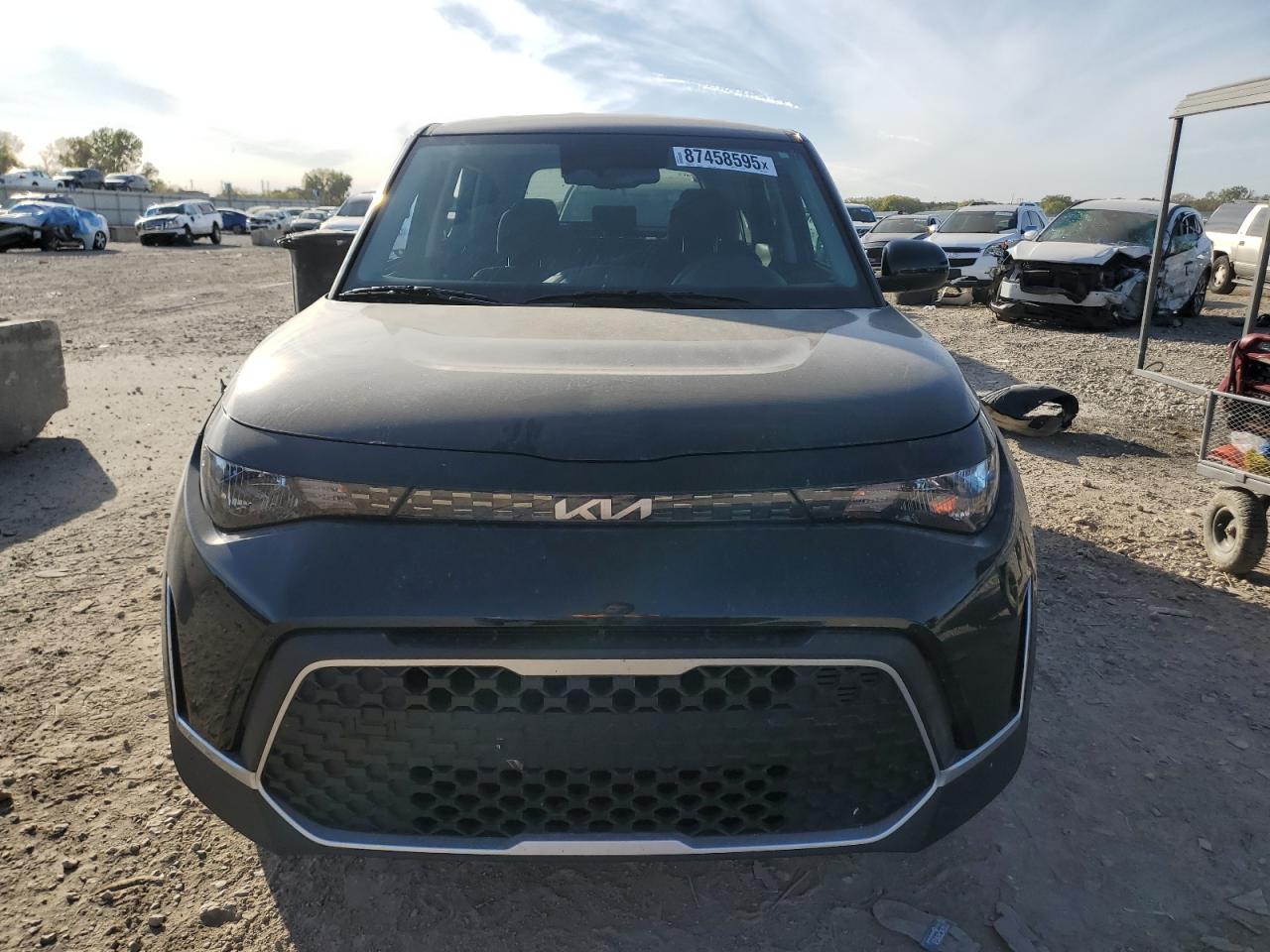 KIA SOUL LX