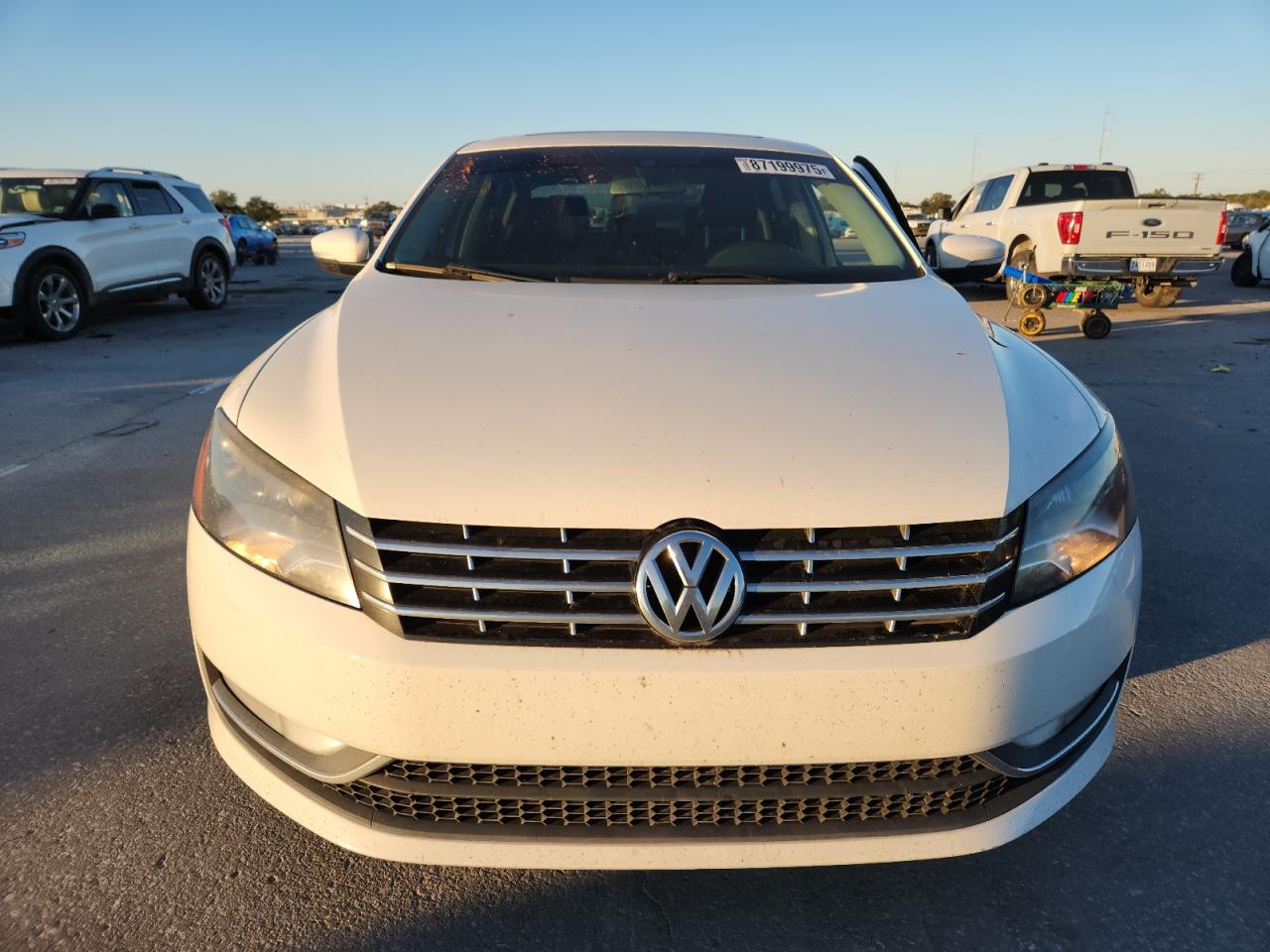 VOLKSWAGEN PASSAT SE