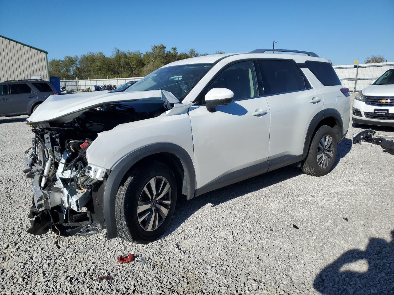 NISSAN PATHFINDER SL