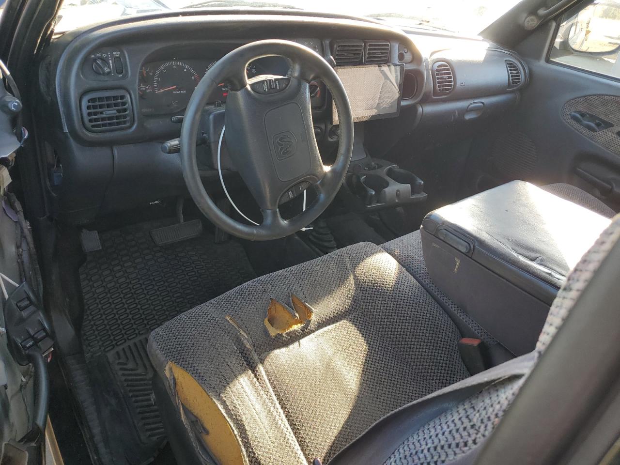 Lot #3273805361 2001 DODGE RAM 2500