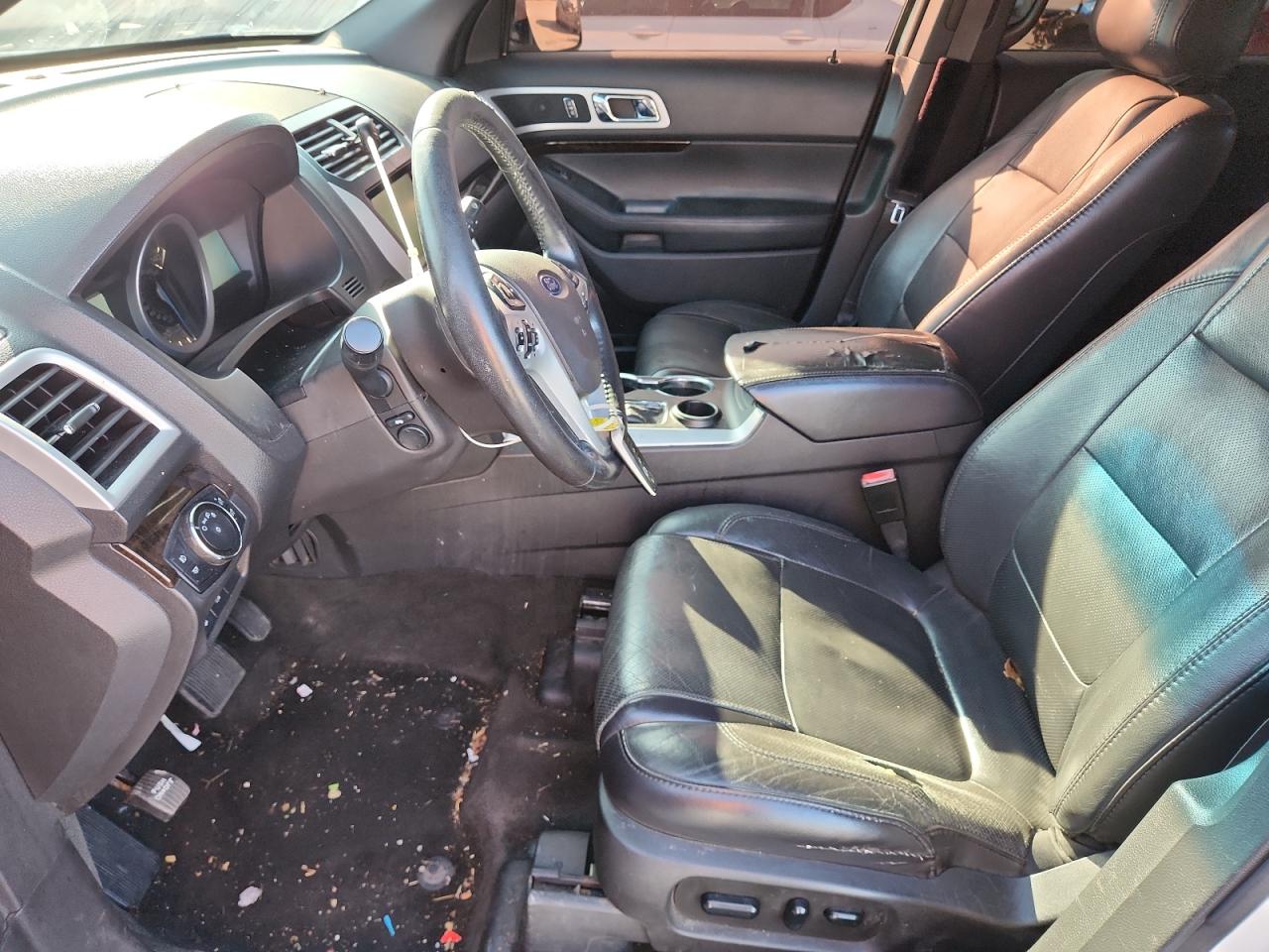 FORD EXPLORER LIMITED