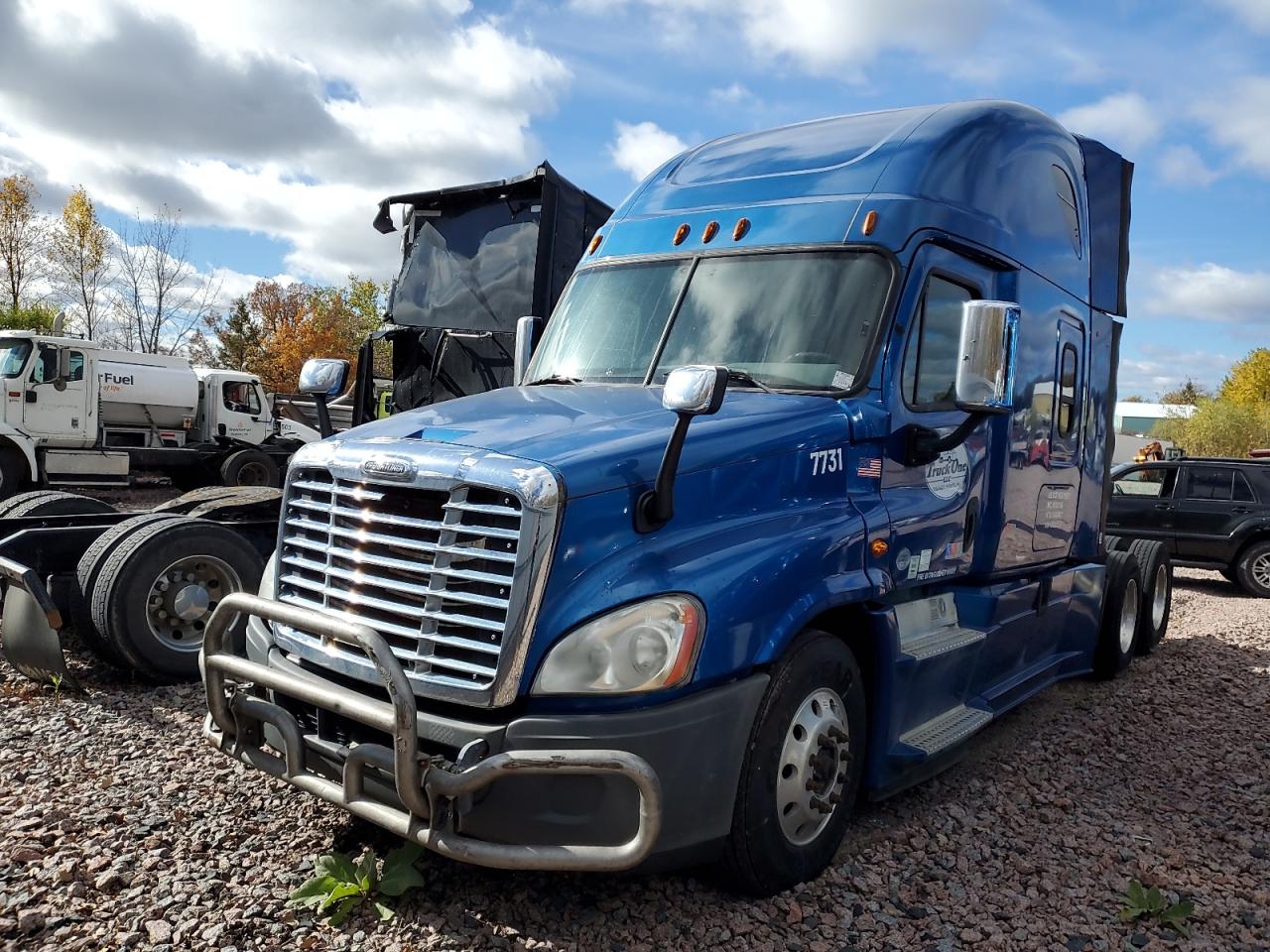 Lot #3271608345 2016 FREIGHTLINER CASCADIA 1