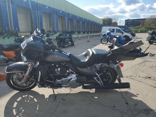2017 HARLEY-DAVIDSON FLHTK ULTRA LIMITED #3303727429