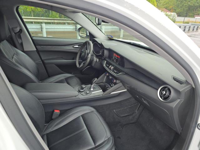 2019 ALFA ROMEO STELVIO - Inny widok