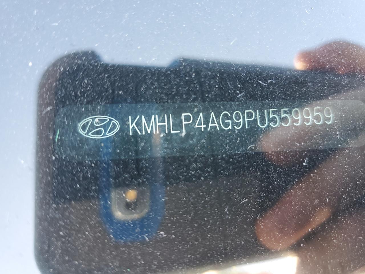 HYUNDAI ELANTRA LIMITED