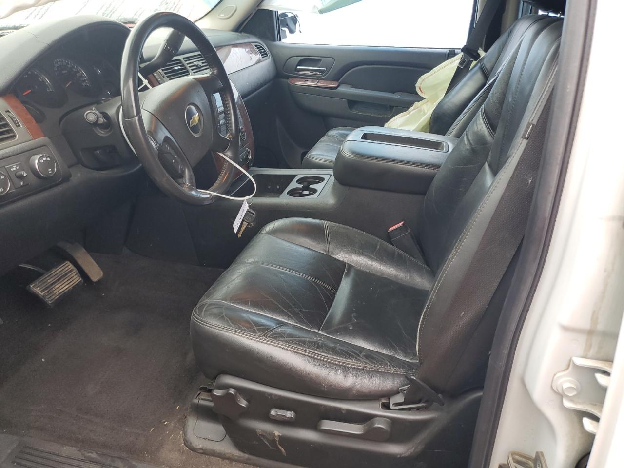 CHEVROLET SUBURBAN K1500 LT