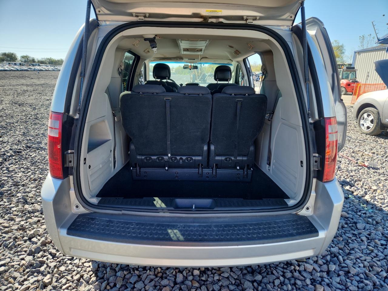 DODGE GRAND CARAVAN SXT