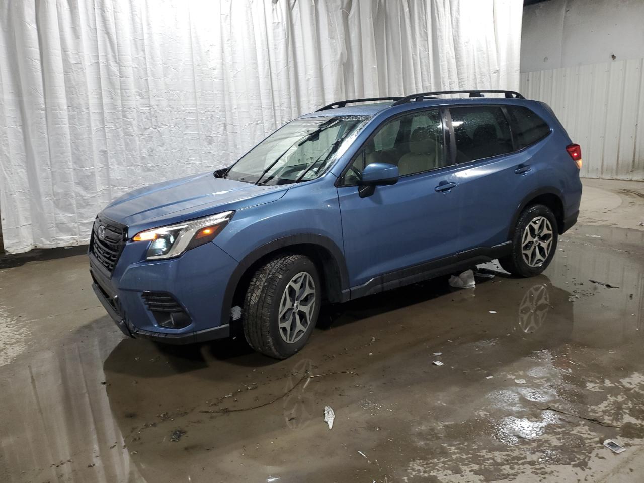 SUBARU FORESTER PREMIUM