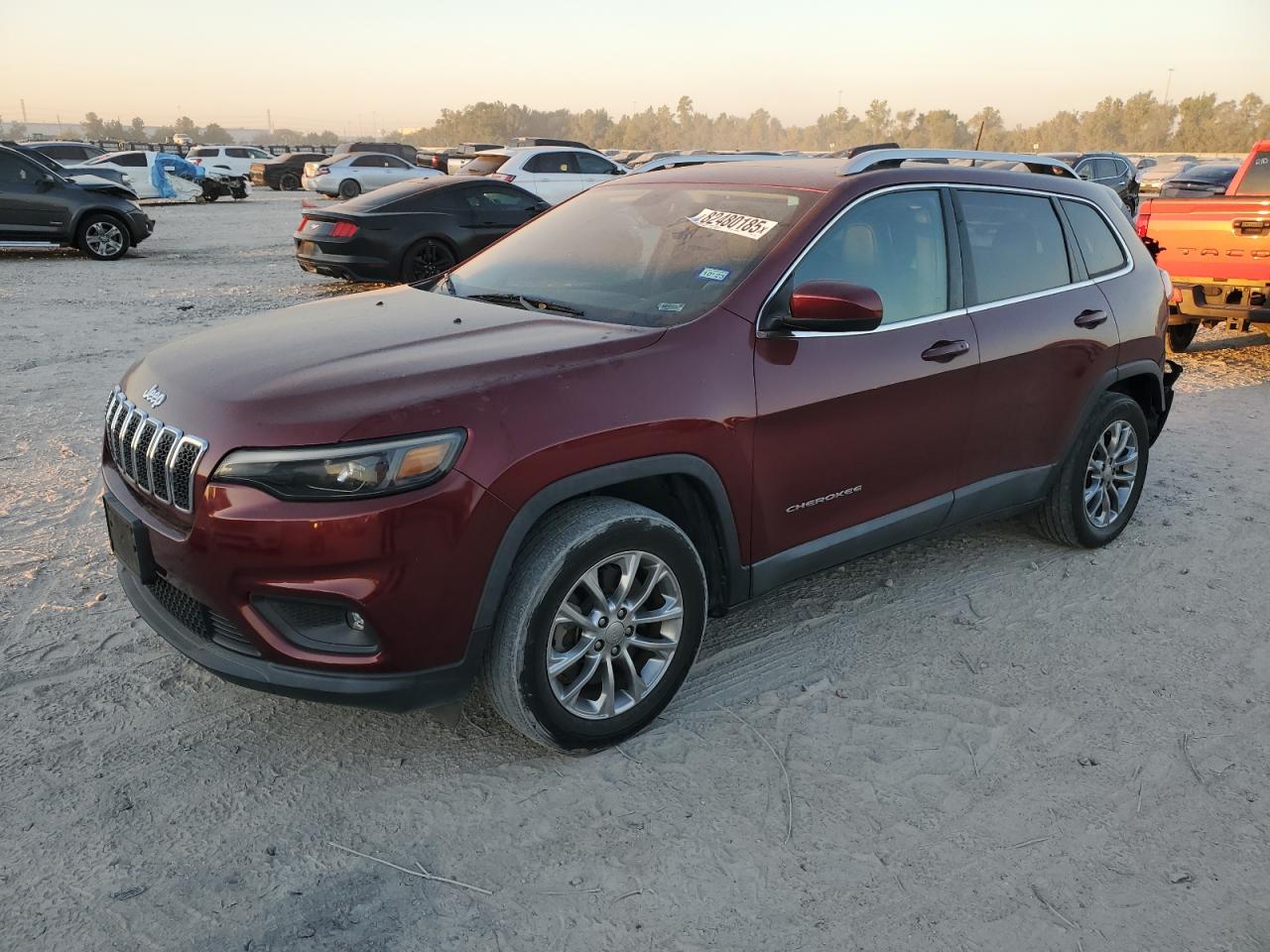 JEEP GRAND CHEROKEE LATITUDE PLUS