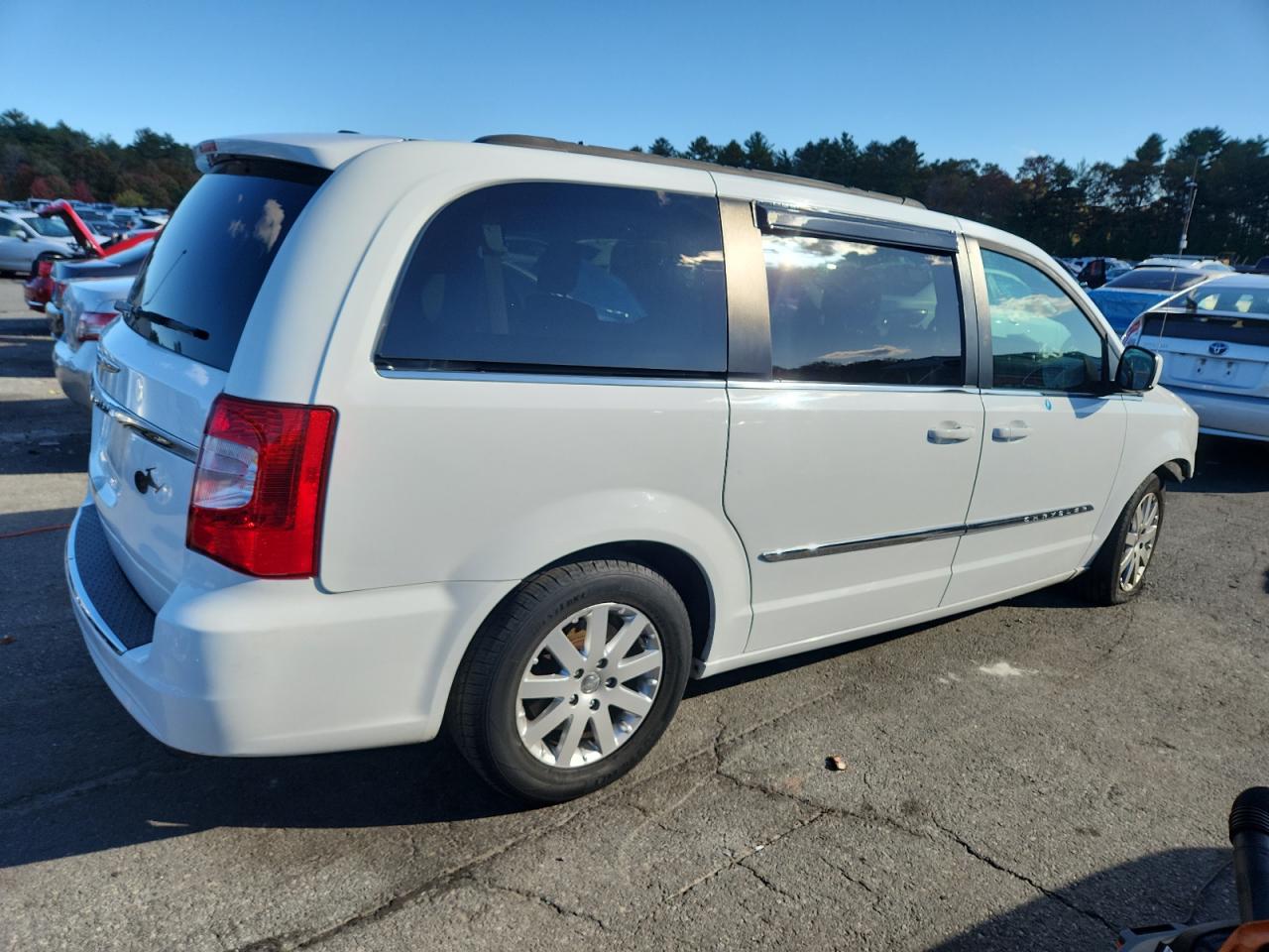 CHRYSLER TOWN & COUNTRY TOURING
