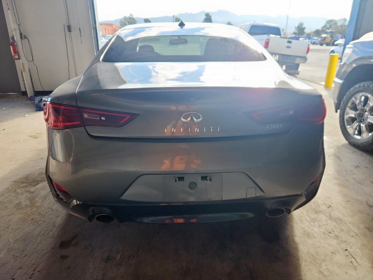 INFINITI Q60 PURE