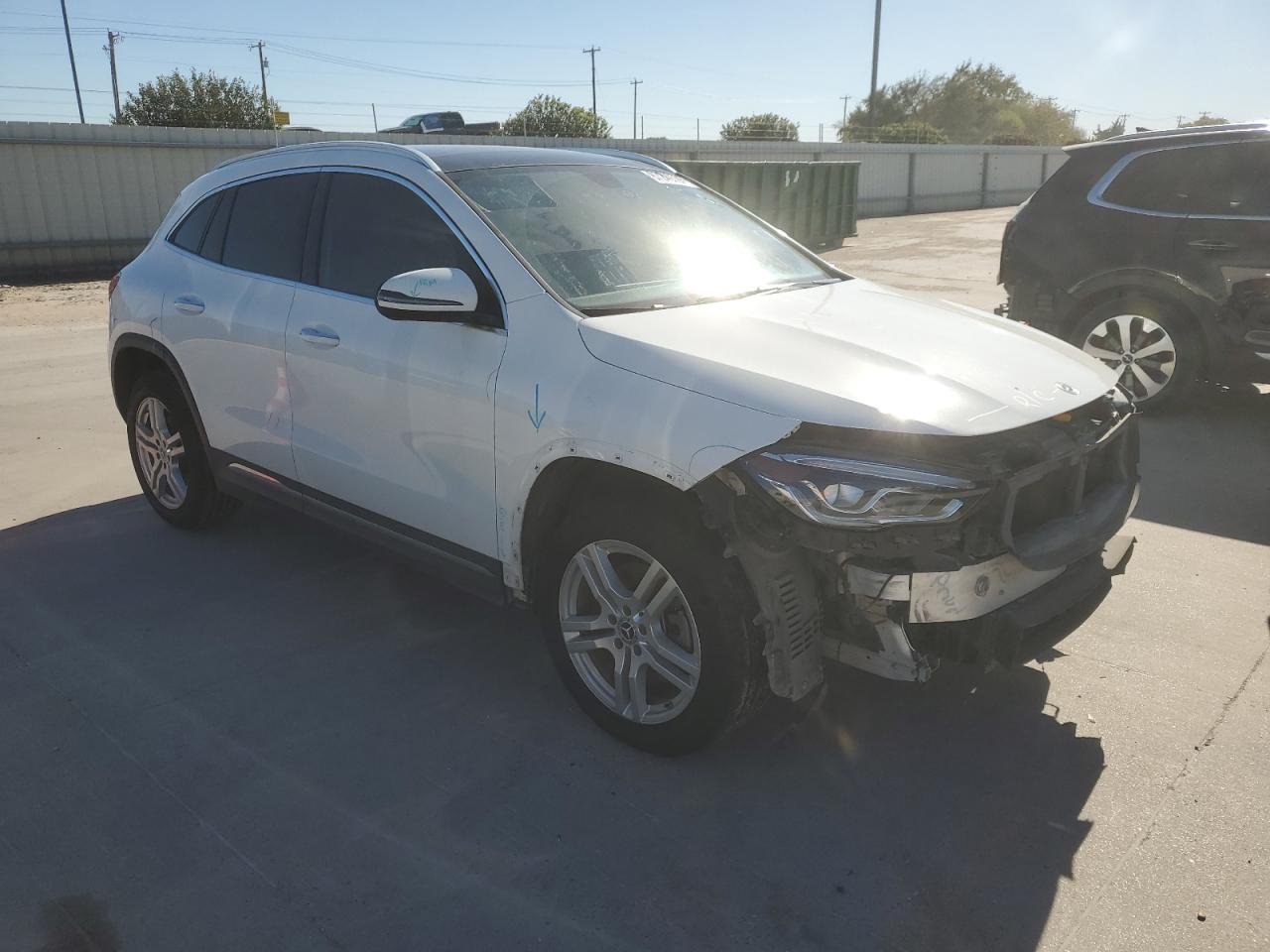 MERCEDES-BENZ GLA-CLASS 250 4MATIC