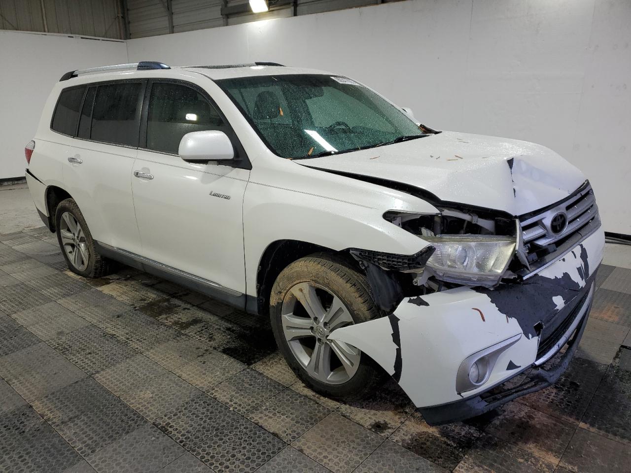 TOYOTA HIGHLANDER LIMITED