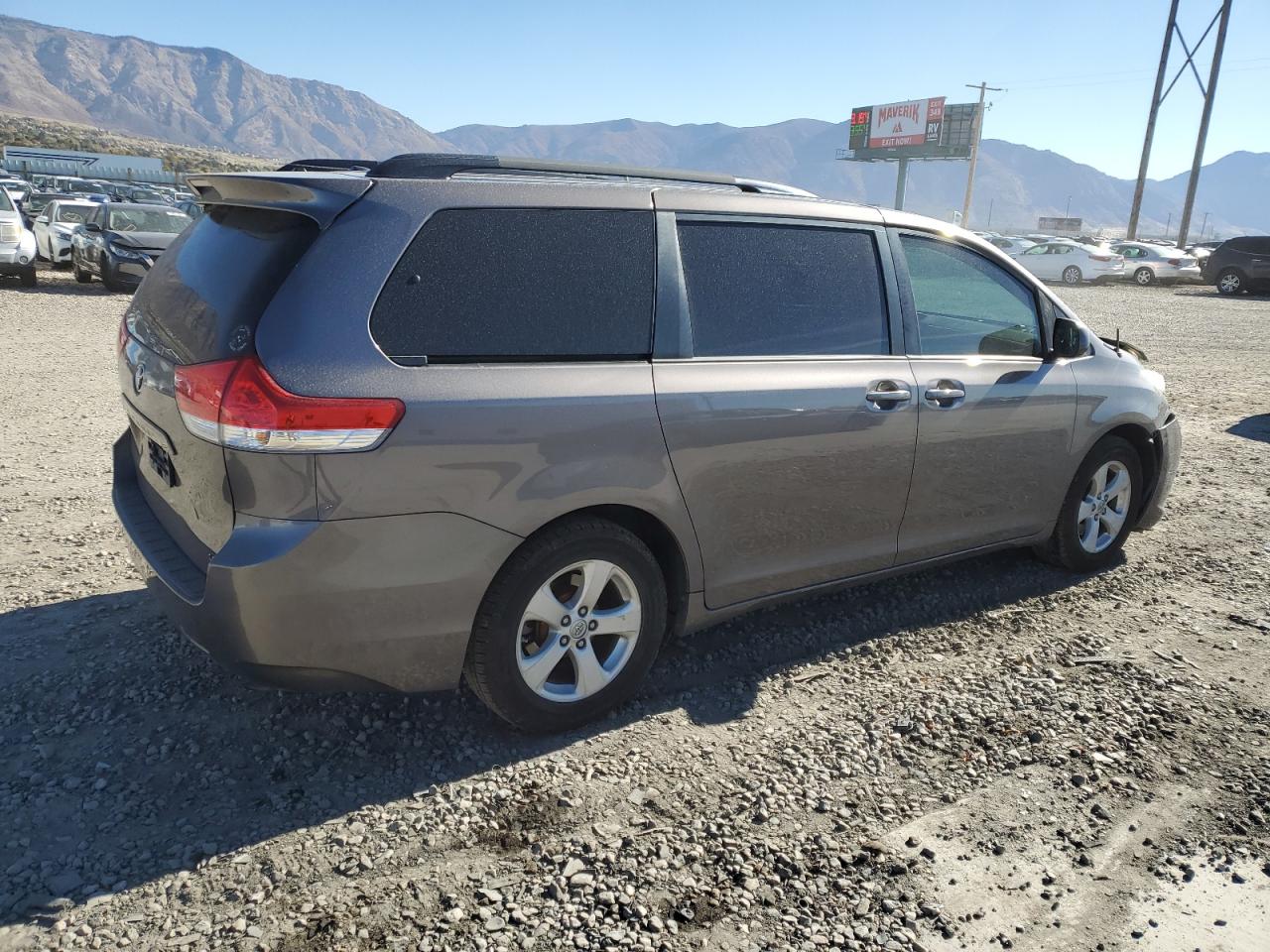 Lot #3294687037 2014 TOYOTA SIENNA LE