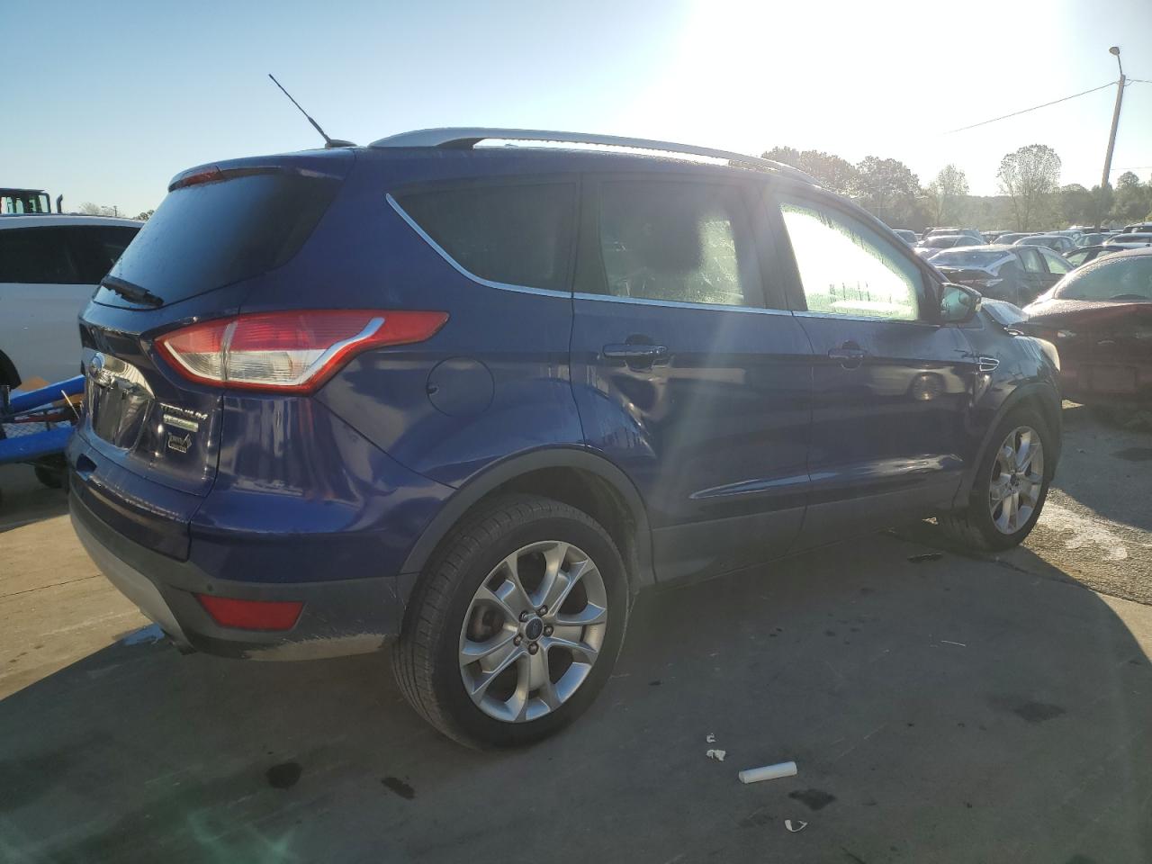 FORD ESCAPE TITANIUM
