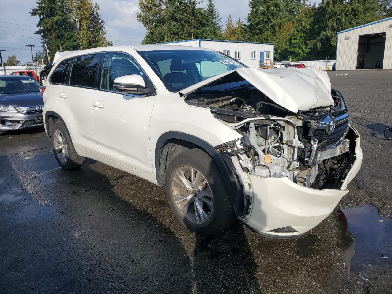 TOYOTA HIGHLANDER LE