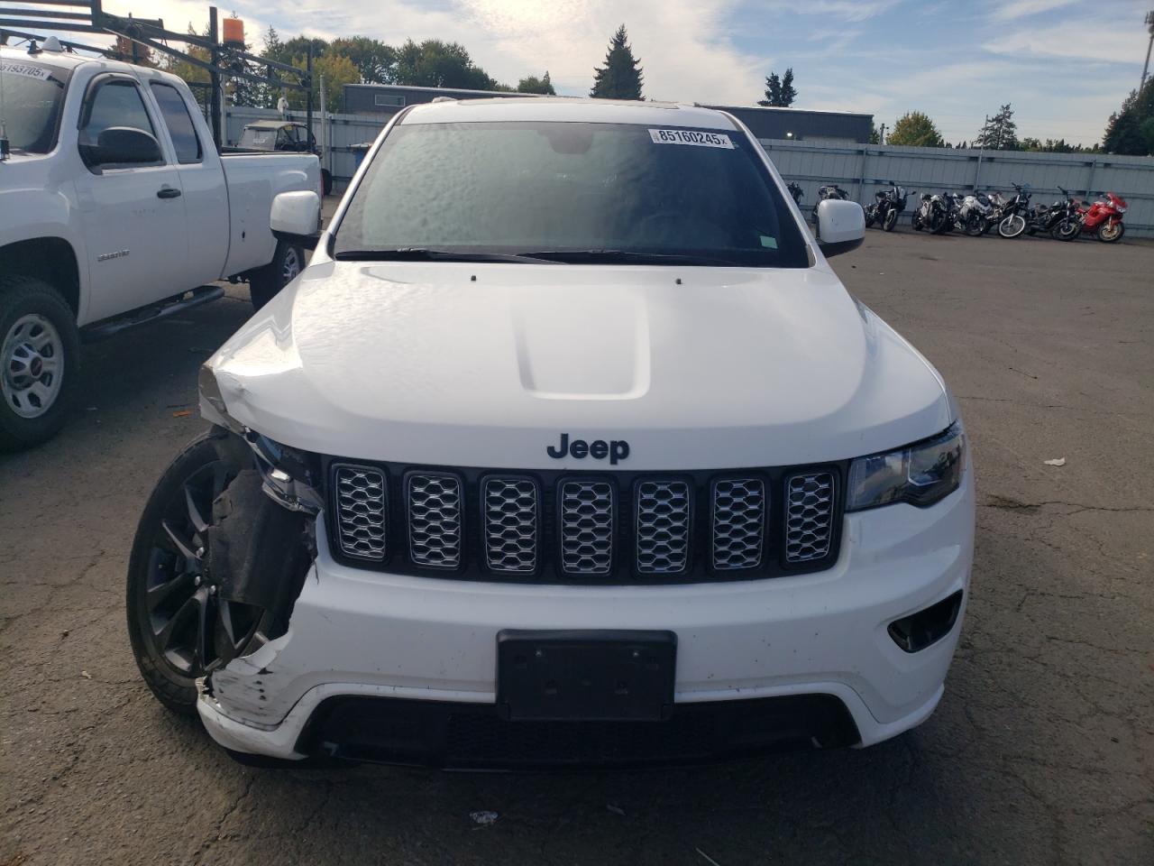 JEEP GRAND CHEROKEE LAREDO