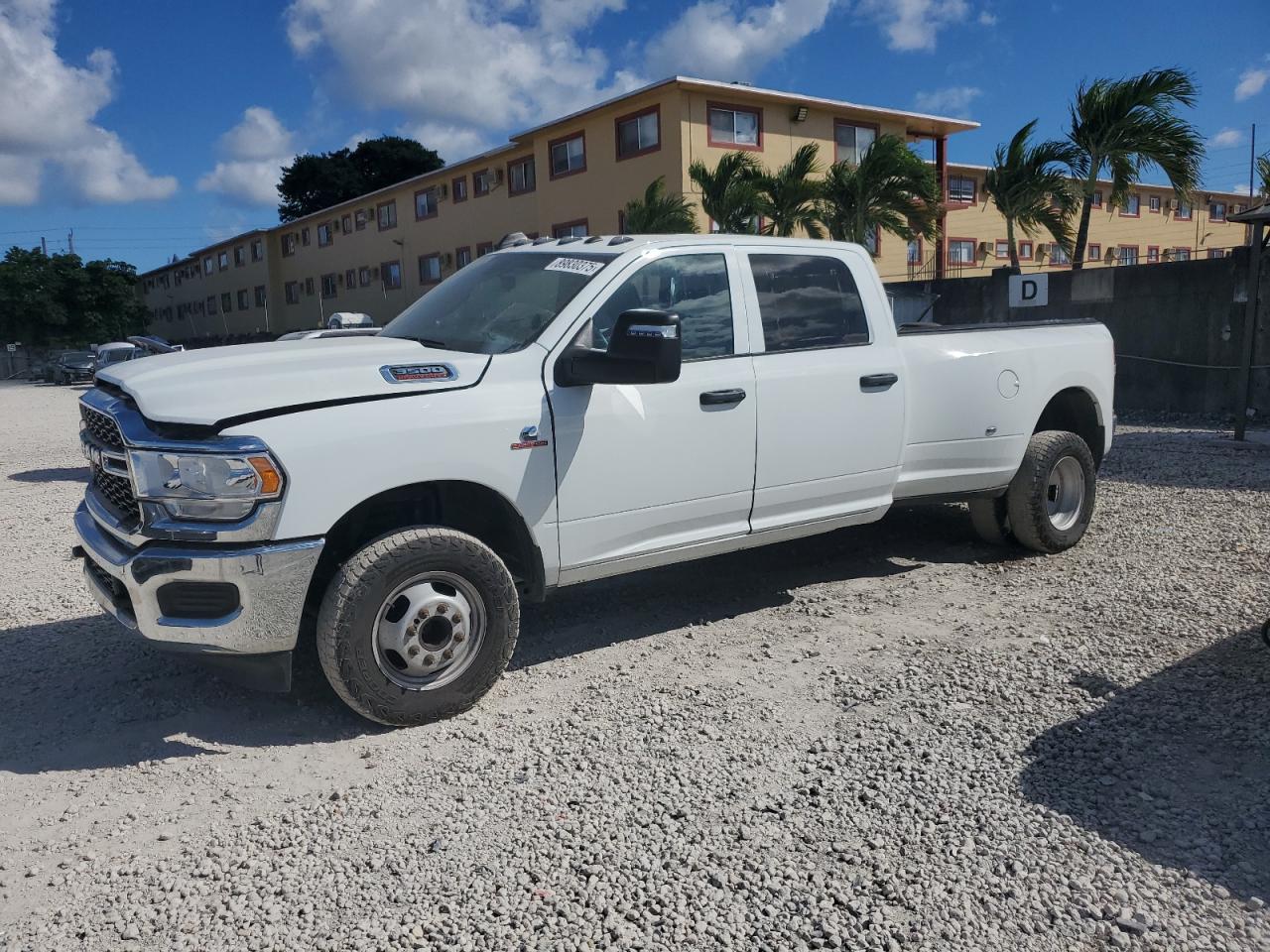 RAM 3500 TRADESMAN