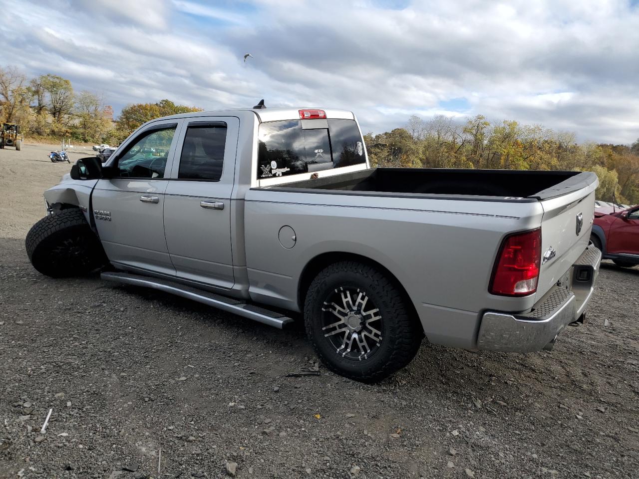 RAM 1500 SLT