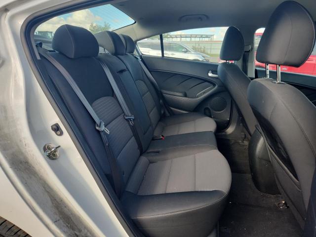 2018 KIA FORTE LX - 3KPFL4A79JE216930