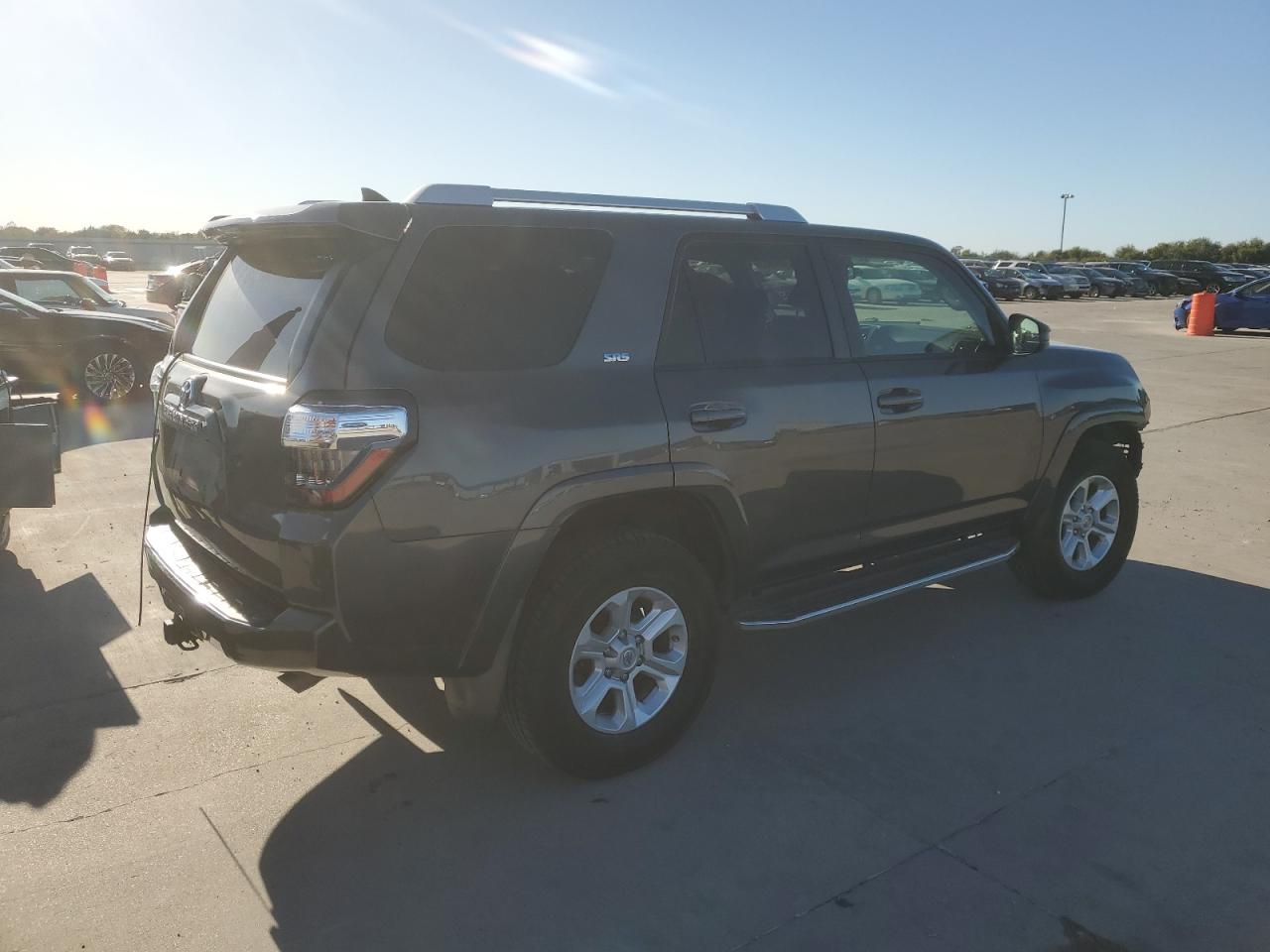 TOYOTA 4RUNNER SR5/SR5 PREMIUM