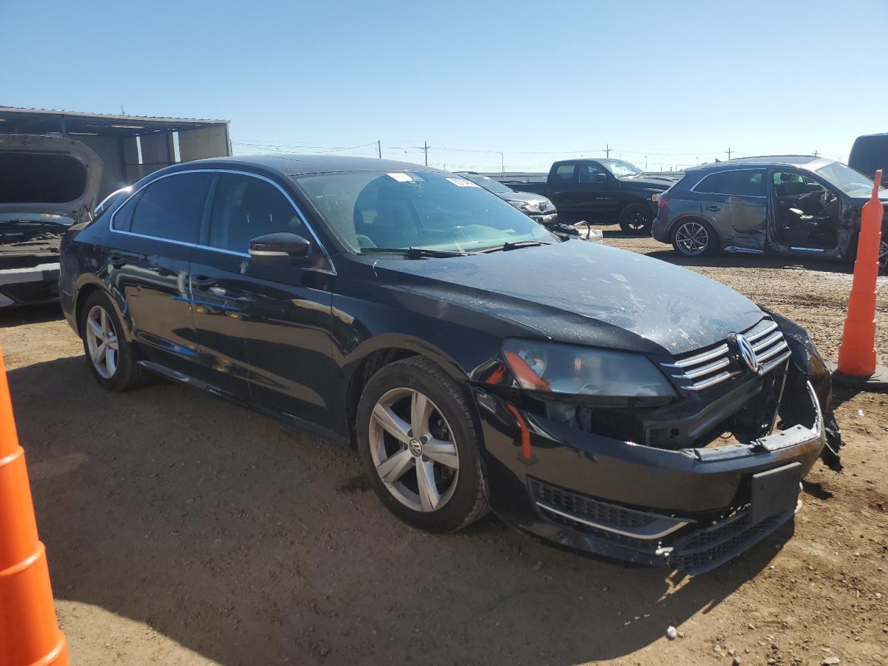 VOLKSWAGEN PASSAT SE