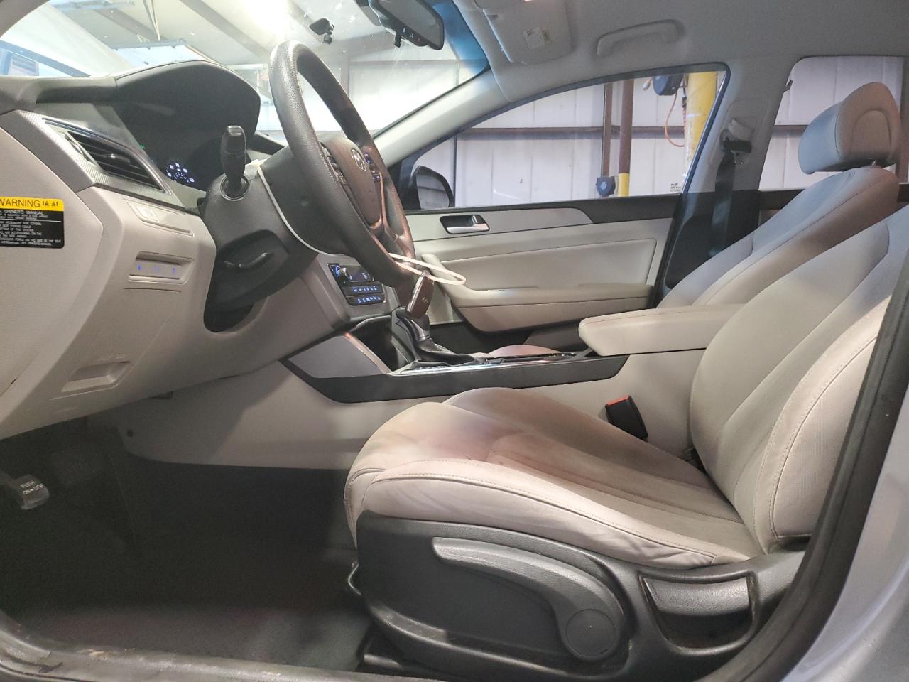 HYUNDAI SONATA HYBRID