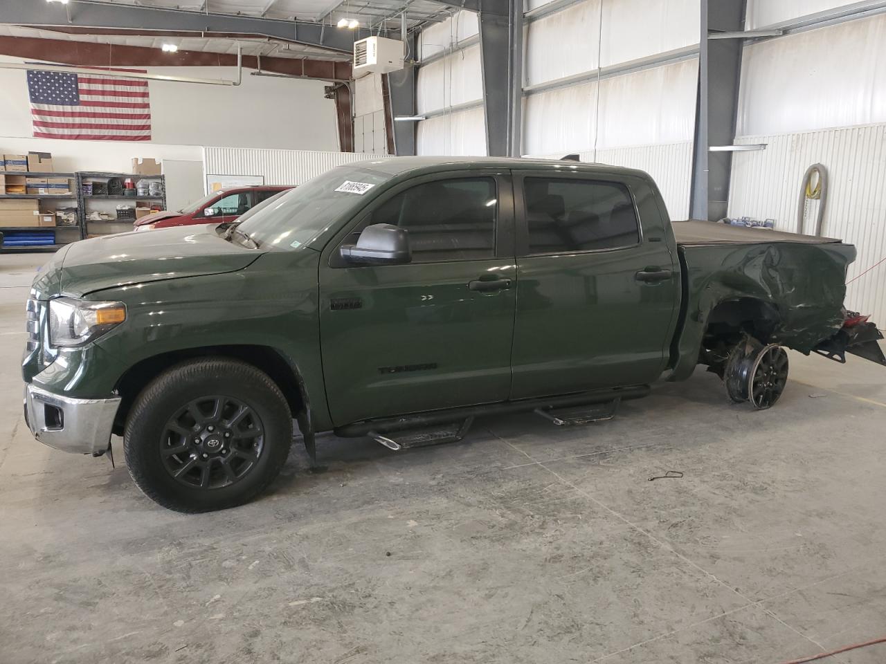 TOYOTA TUNDRA CREWMAX SR5