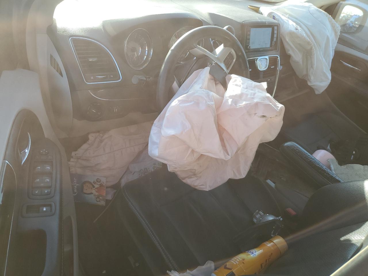 CHRYSLER TOWN & COUNTRY TOURING L