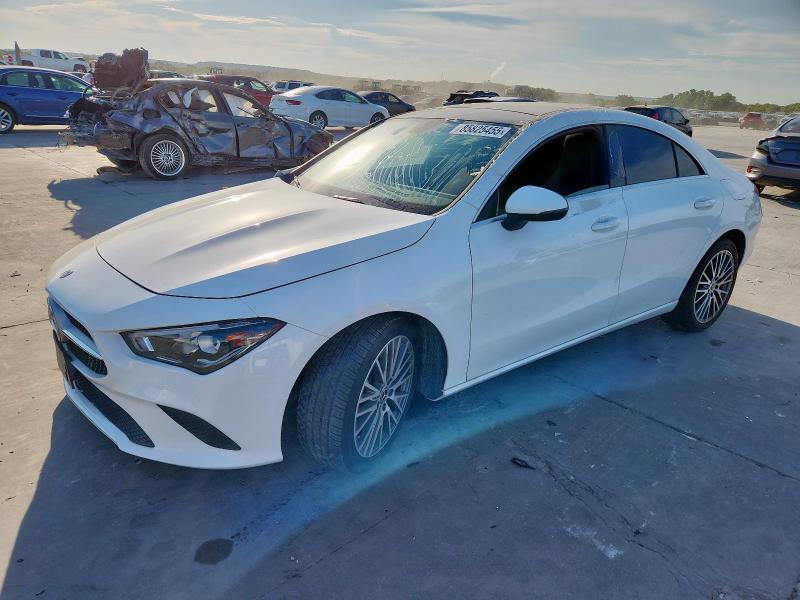 MERCEDES-BENZ CLA 250