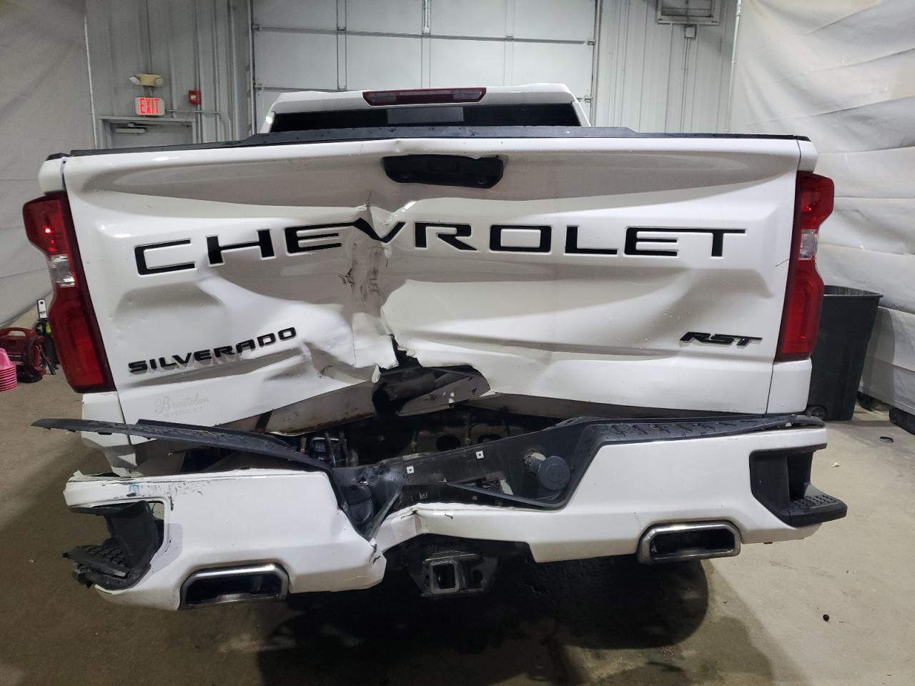 CHEVROLET SILVERADO K1500 RST