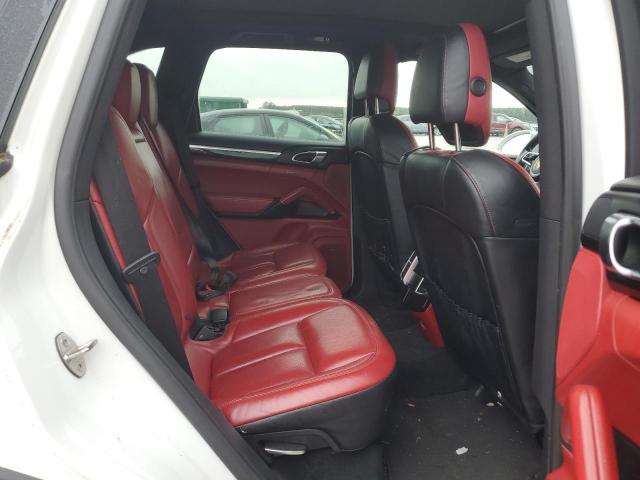 2017 PORSCHE CAYENNE SE WP1AE2A27HLA70329