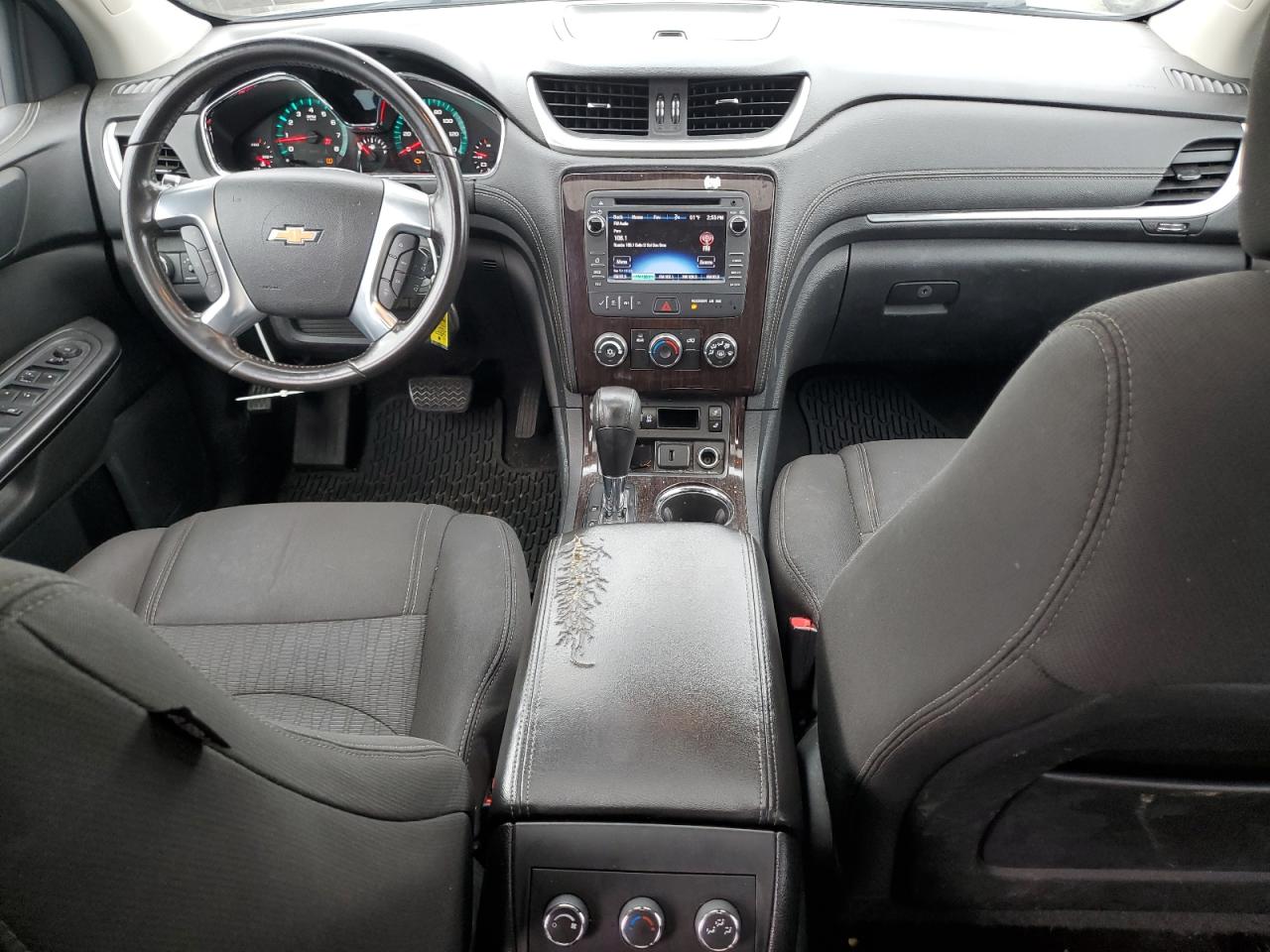 CHEVROLET TRAVERSE LT