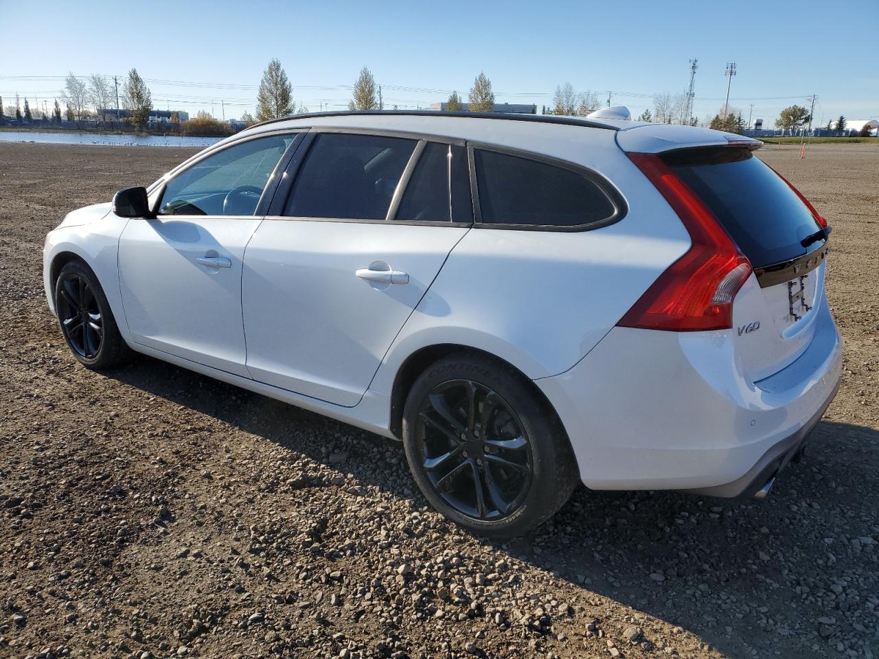 VOLVO V60 T6 DYNAMIC