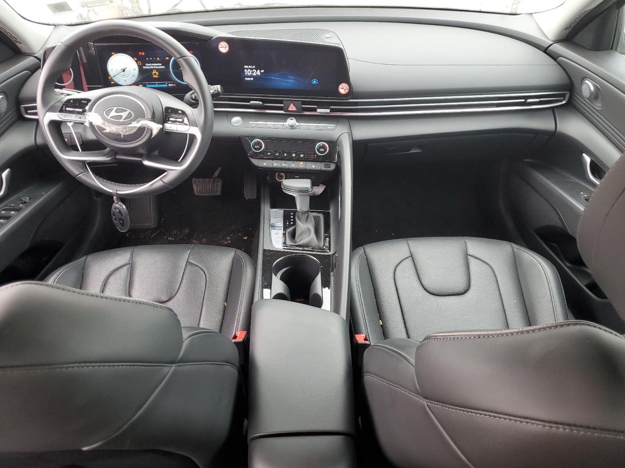 HYUNDAI ELANTRA LIMITED