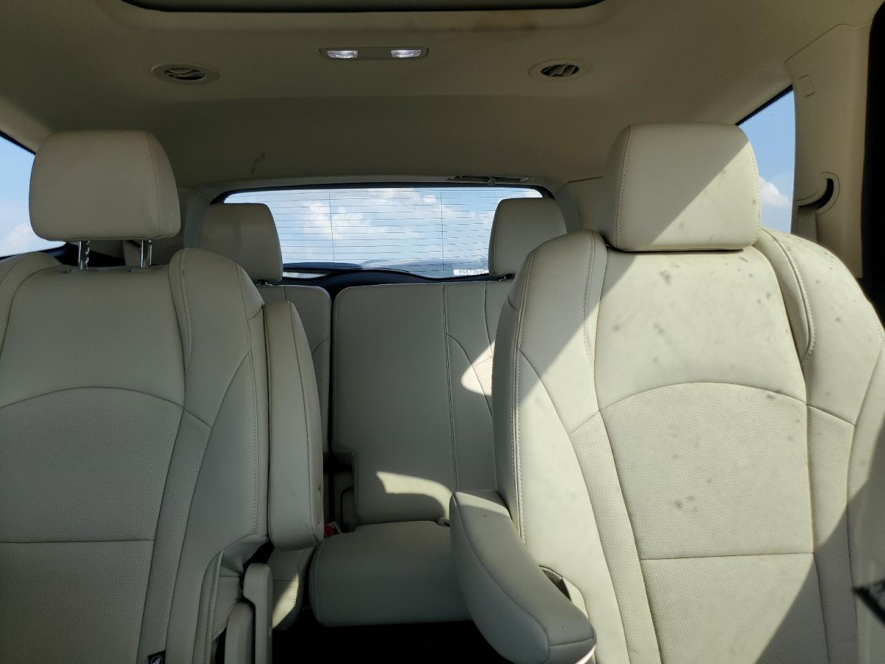 BUICK ENCLAVE ESSENCE