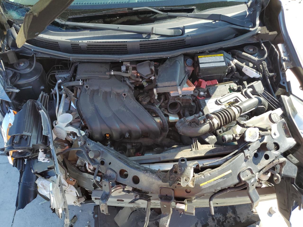 Lot #3305681728 2016 NISSAN VERSA S